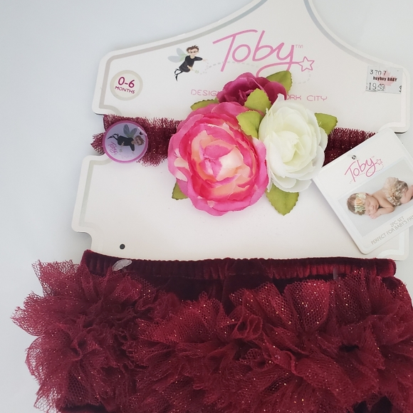 Baby photo headband and ruffled bottom. - Picture 3 of 3